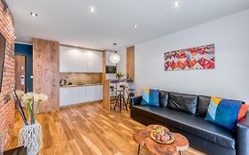 Apartament Merkury z parkingiem